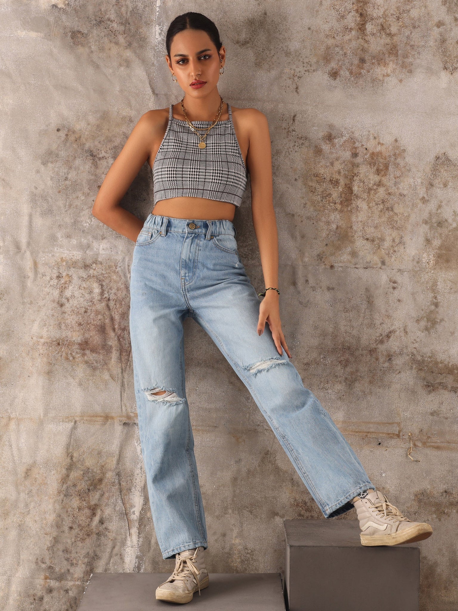 Cropped Straight Jeans