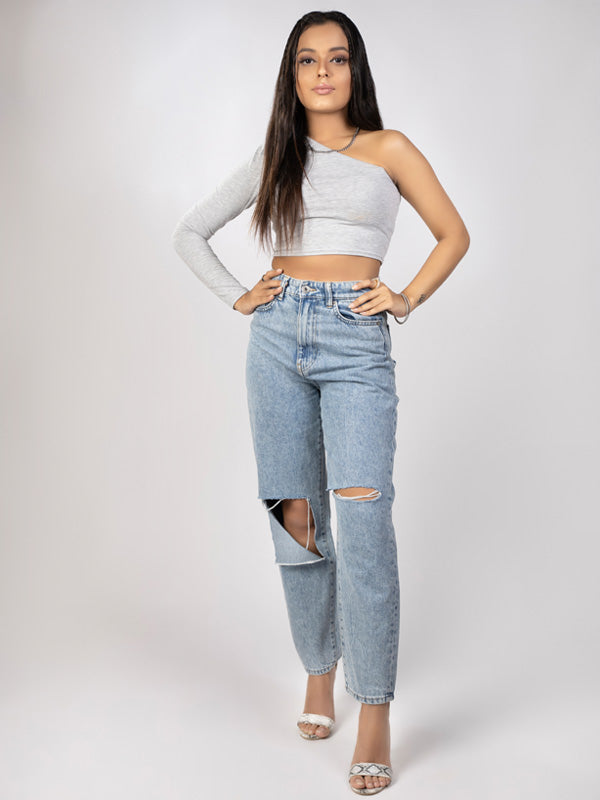 Loose Fit Ripped Mom Jeans